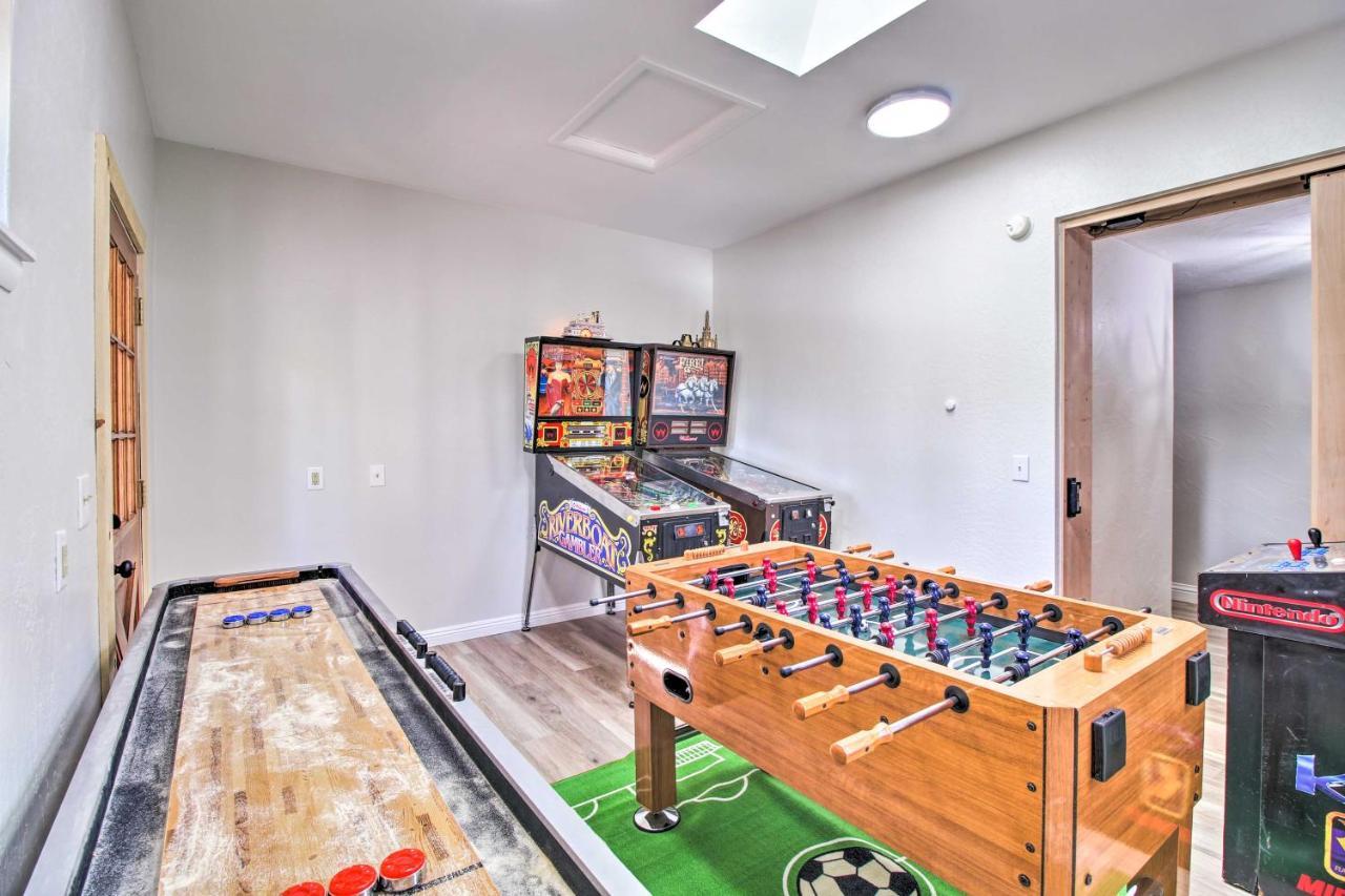 Pinetop Creekside Cabin Secret Game Room! Exterior photo